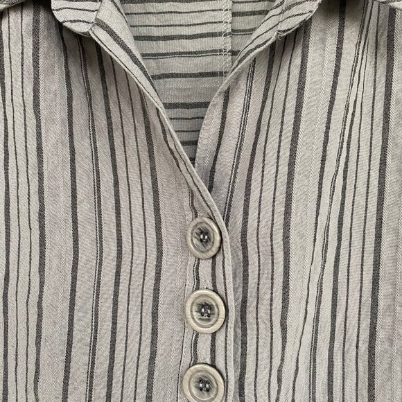 Habitat Button-Front Tunic Blouse - Picture 3 of 4